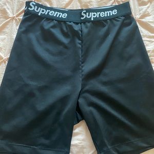 Supreme biker shorts M